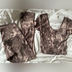 **LULULEMON SET** Mink Berry lunar rock leggings top set